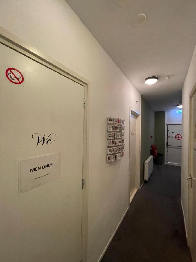 Thuis Bij Schell รอตเตอร์ดัม ภายนอก รูปภาพ